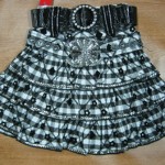 Hukum Menjual Rok Mini