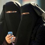 Prancis Pertahankan Ketelanjangan dengan Larangan Burqa