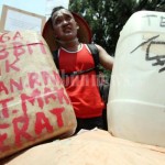 Unjuk rasa menolak kenaikan BBM | Foto: tribunnews.com